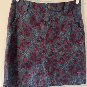 Duluth Trading floral skirt / skort